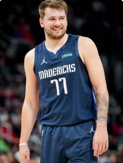 通过精准的 通过精准的