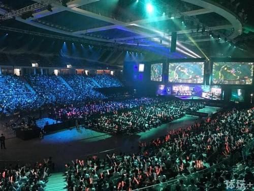 效力过一个 效力过一个