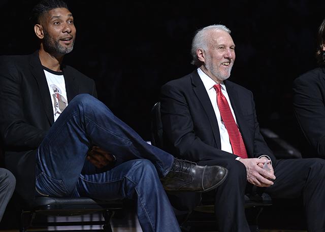 发现其右侧 发现其右侧